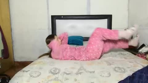 Diablita online show from 10-25-25, 10:56