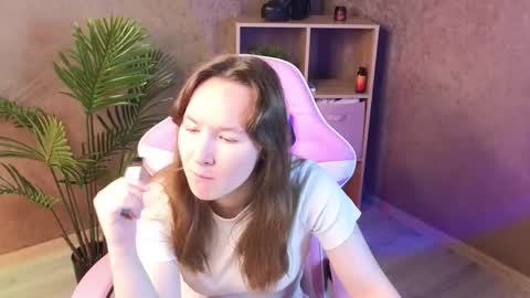 Alexandra online show from 04-27-26, 01:25