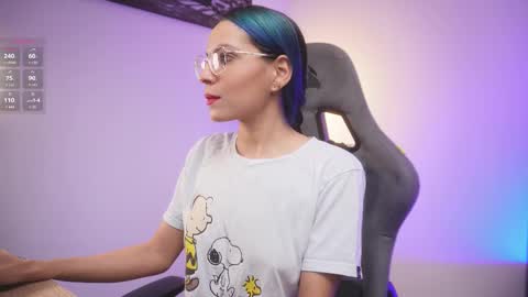 Help me reach 100 likes online show from 02-18-26, 07:10