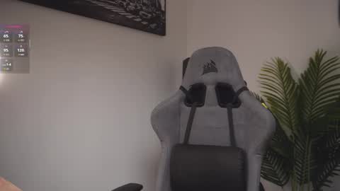 Help me reach 100 likes online show from 03-03-26, 07:09