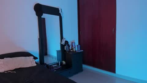 Snapshot of little_kayla_ chatting on 02-28-25, 01:37 kayla  Instagram kayla 71082 online show from 02-28-25, 01:37