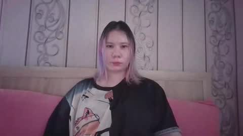 Snapshot of little_kitsune chatting on 09-30-25, 11:48 Rachel online show from 09-30-25, 11:48