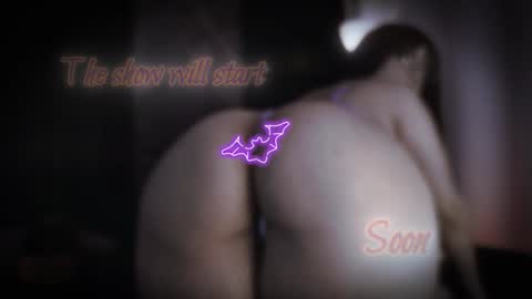 Maeve  online show from 10-27-25, 01:42