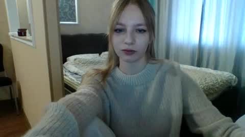 Snapshot of little_mariaa chatting on 09-30-25, 10:53 Maria online show from 09-30-25, 10:53