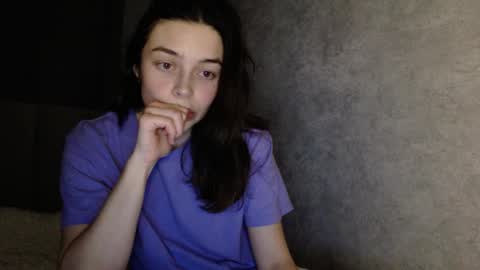 Mia   Im online every day 1530 PM in New York  2030 PM in London online show from 03-28-26, 09:25