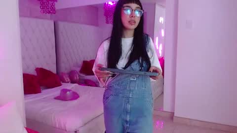 Paulette online show from 03-04-26, 03:23