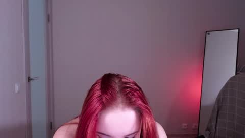 Snapshot of little_pretty_woman chatting on 05-12-26, 03:09 little_pretty_woman online show from 05-12-26, 03:09
