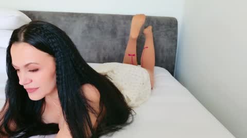 hey im anna online show from 05-05-26, 05:37