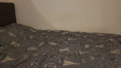 Snapshot of little_sakuraxxx chatting on 06-11-26, 11:58 GiuliaFrancesco online show from 06-11-26, 11:58