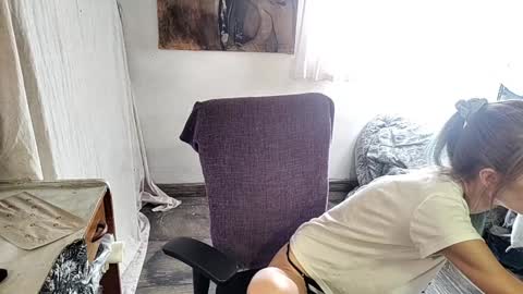 Snapshot of little_savage chatting on 01-19-25, 08:41 little_savage online show from 01-19-25, 08:41