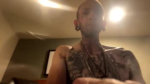 Snapshot of little_slim chatting on 04-11-26, 11:09 Inked up Little slim online show from 04-11-26, 11:09