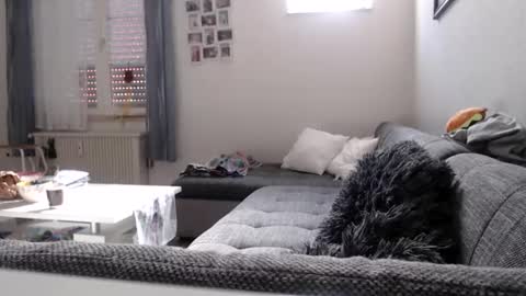 little_sow online show from 04-25-26, 03:53