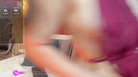 Snapshot of little_tania_ chatting on 11-10-25, 12:37 Tania online show from 11-10-25, 12:37