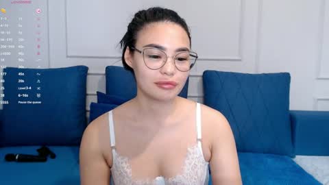 Kwan online show from 06-16-26, 12:41