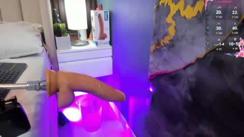 little_valentinaa online show from 04-22-26, 11:56