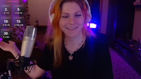Snapshot of little_witch_sofia chatting on 05-06-26, 09:09 Sofia online show from 05-06-26, 09:09