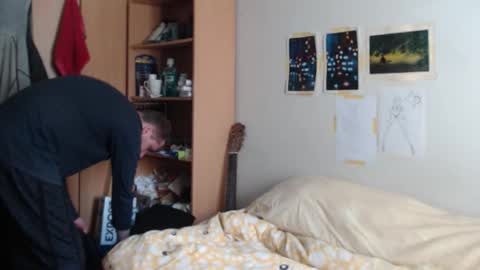 littlealien7 online show from 11-13-25, 07:02