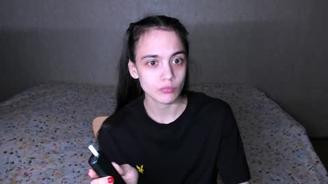 Snapshot of littleashleyy chatting on 12-23-24, 07:20 littleashleyy online show from 12-23-24, 07:20