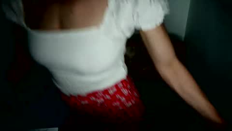 LittleAura online show from 04-26-26, 06:38