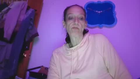 Snapshot of littlebigsquirt7945 chatting on 05-21-26, 06:48 Sady Jayne online show from 05-21-26, 06:48
