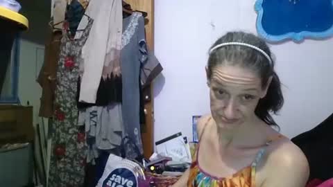 Snapshot of littlebigsquirt7945 chatting on 05-26-26, 01:45 Sady Jayne online show from 05-26-26, 01:45