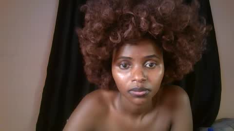 littlebunny2  online show from 02-18-26, 11:11