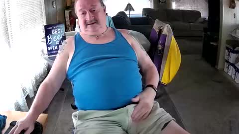 Snapshot of littled83057 chatting on 11-10-25, 07:46 Littled83057 online show from 11-10-25, 07:46