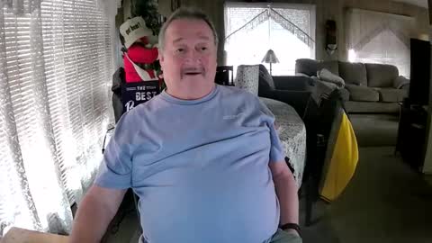 Snapshot of littled83057 chatting on 12-17-25, 07:20 Littled83057 online show from 12-17-25, 07:20