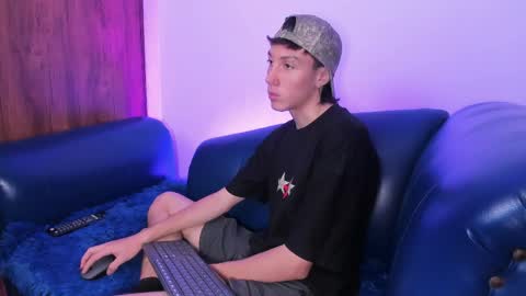 DANNY online show from 04-21-26, 03:50