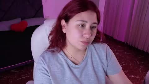 Snapshot of littlee_red chatting on 06-08-26, 08:09 Angel online show from 06-08-26, 08:09