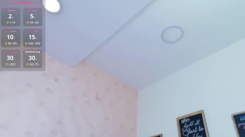 Snapshot of littleebonymommy chatting on 06-06-26, 06:45 Tania online show from 06-06-26, 06:45