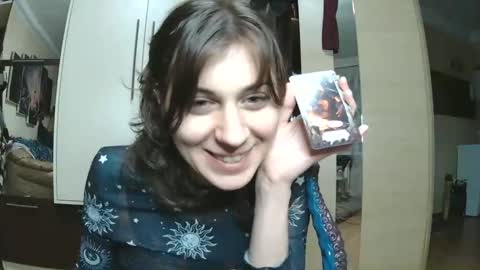 littlehappines online show from 02-20-26, 09:15