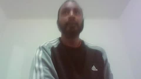 Snapshot of littleindiancock4girls chatting on 01-03-25, 04:27 littlekiki online show from 01-03-25, 04:27