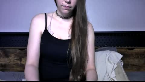 Jessie online show from 04-25-26, 02:25