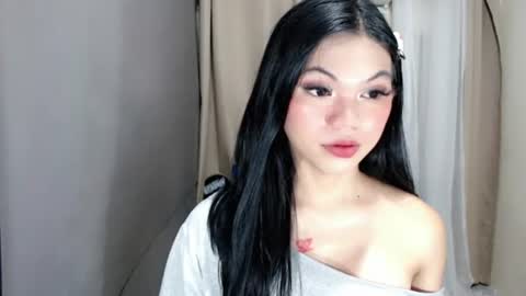 littlelace_ online show from 06-13-26, 01:36