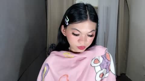 littlelace_ online show from 06-28-26, 02:17