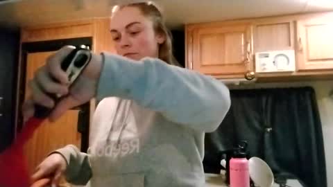 littleleo96 online show from 02-09-26, 08:40