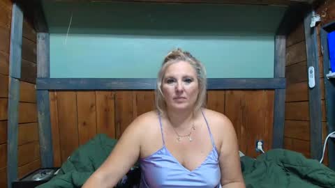 lisanixs online show from 10-07-25, 04:20