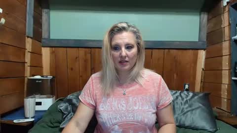 lisanixs online show from 04-25-26, 04:15