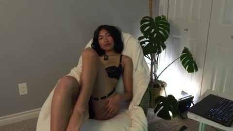 Kira online show from 05-31-26, 03:04