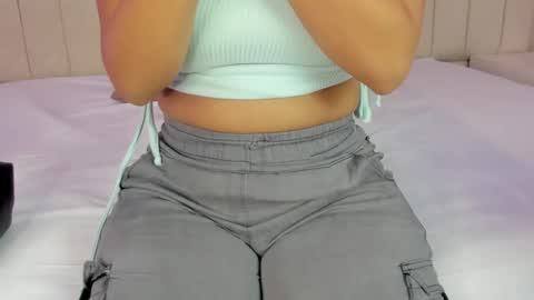 Snapshot of littleoliviia_ chatting on 01-09-25, 01:13 im olivia IG littleolivia01 online show from 01-09-25, 01:13