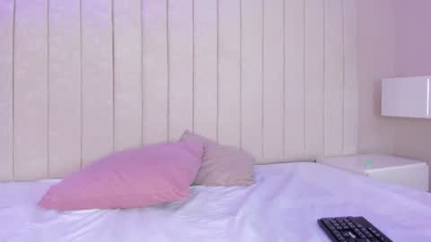 Snapshot of littleoliviia_ chatting on 01-27-25, 07:13 im olivia IG littleolivia01 online show from 01-27-25, 07:13