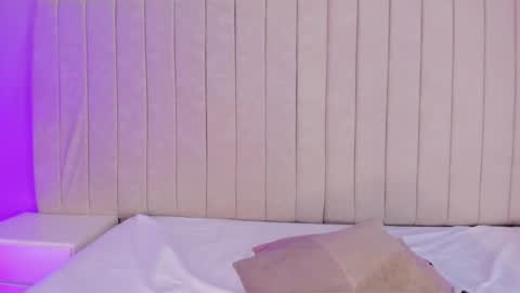 Snapshot of littleoliviia_ chatting on 02-12-25, 06:51 im olivia IG littleolivia01 online show from 02-12-25, 06:51