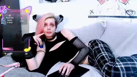 Felix online show from 10-10-25, 06:34