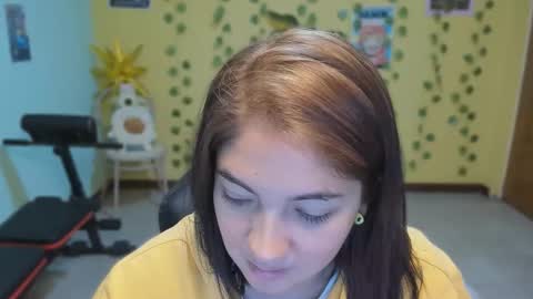 Snapshot of littleprety6969 chatting on 01-17-26, 06:22 Mia Wednesday to Sunday 730 am to 1030 am Colombian Hour D online show from 01-17-26, 06:22