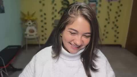 Snapshot of littleprety6969 chatting on 02-06-26, 02:49 Mia Wednesday to Sunday 730 am to 1030 am Colombian Hour D online show from 02-06-26, 02:49