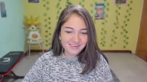 Snapshot of littleprety6969 chatting on 02-08-26, 06:44 Mia Wednesday to Sunday 730 am to 1030 am Colombian Hour D online show from 02-08-26, 06:44