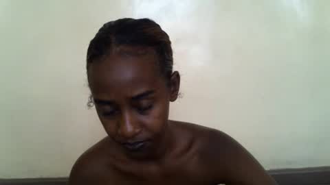 littlesandie online show from 10-28-25, 05:33