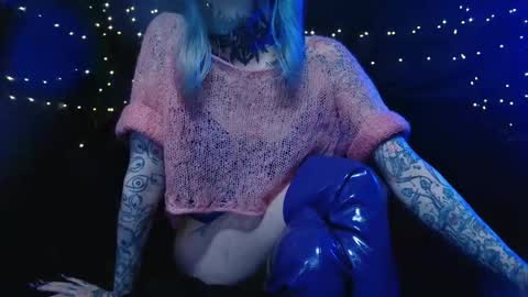 Snapshot of littlespacemouse chatting on 11-30-25, 09:02 Niki free tg channel with some photos gifs and info about streams online show from 11-30-25, 09:02