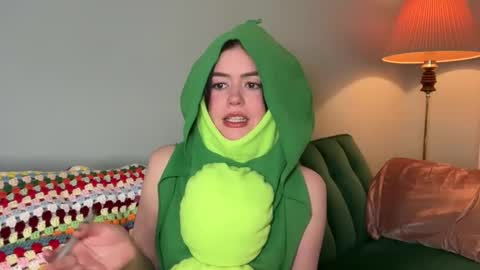 Little Sugar Pea  online show from 01-04-25, 03:50